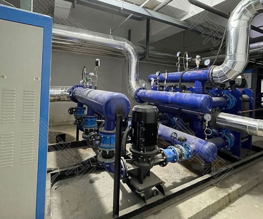 Installation And Maintenance of A Heating Pump Room in A Residential Community in Hebei Province