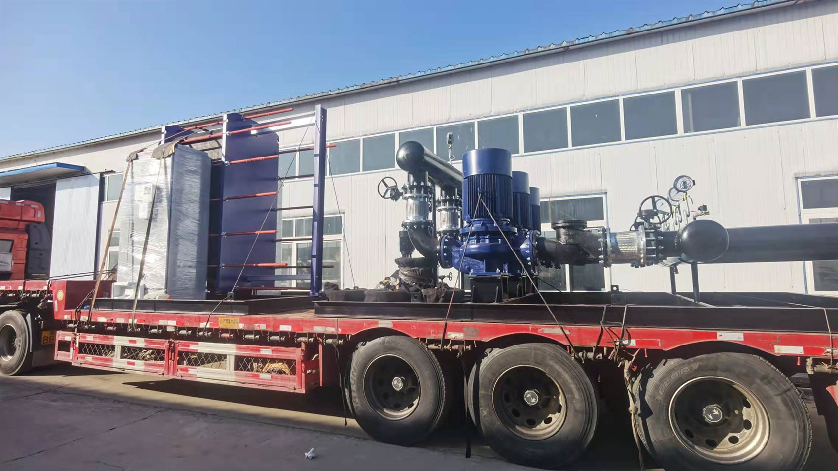 7.Two-skid-mounted-heat-exchanger-units-shipped-to-Shaanxi