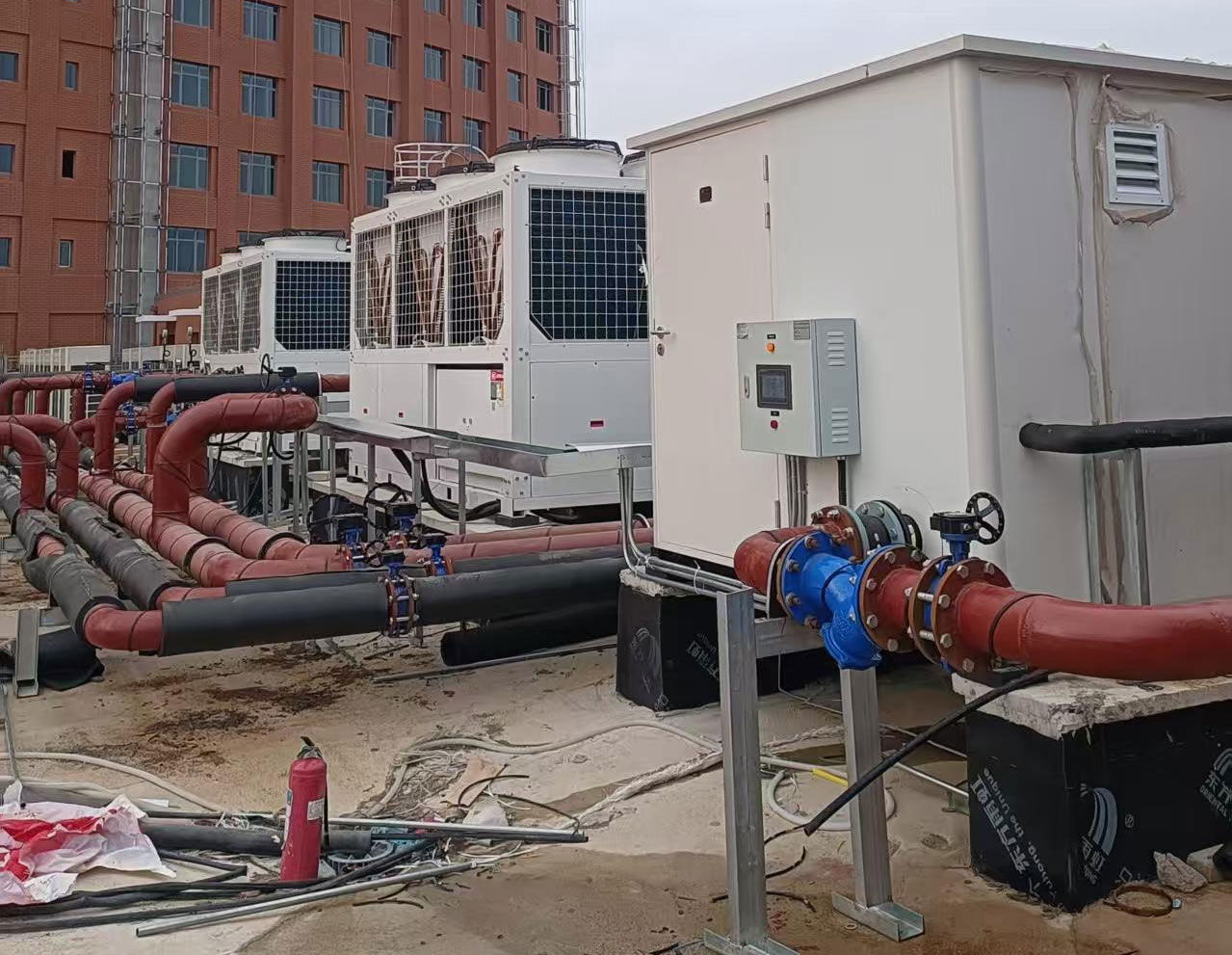 37.The-hydraulic-modules配套的水理Modules-for-the-air-cooled-units-in-the-Taiyuan-project-have-been-put-into-operation.